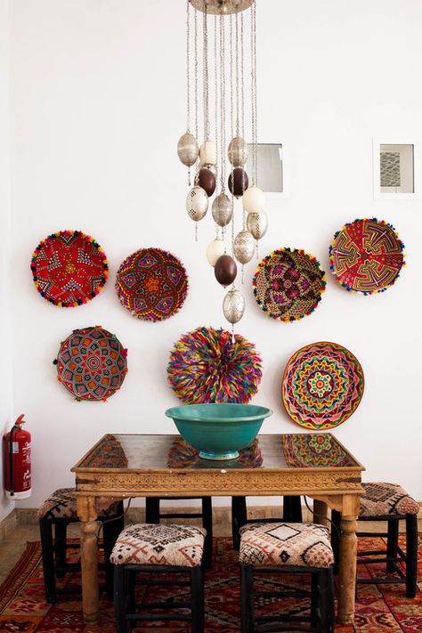 Peacock Pavilions boutique hotel in Marrakech, Morocco – Design by M. Montague - Salon, Atlas Pavilion Moroccan Dining Room, Plates On The Wall, African Interior, Boho Interior Design, African Home Decor, Deco Boheme, African Decor, Bohemian Interior, Moroccan Design