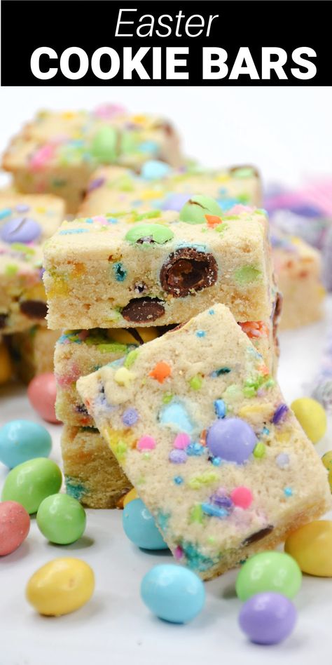 Easter cookie bars with pastel M&Ms M And M Bars, Easter Dessert Bars, Homemade Cookie Bars, Easter Cookie Bars, Easter Bars, Cookie Bars Easy, Easy Easter Desserts, Easter Sugar Cookies, Cookies Bars