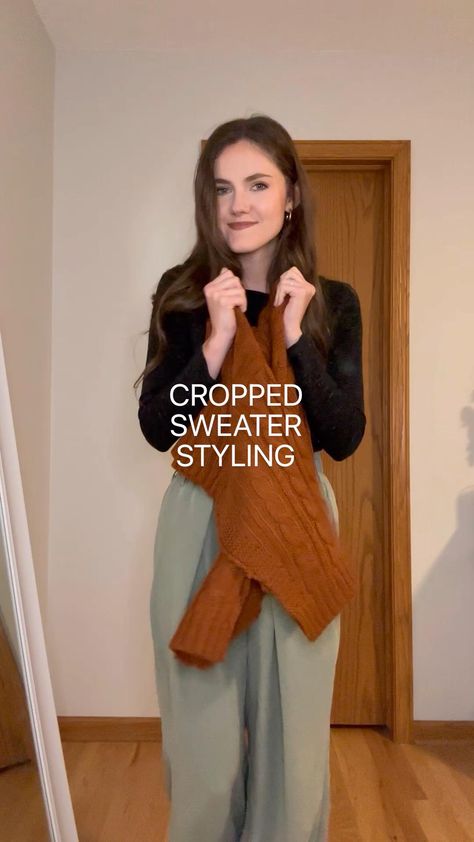 Cropped Sweater Outfit, Sweater Styling, Different Moods, Sweater Outfit, New Aesthetic, Crochet Inspo, Sweater Fashion, Cropped Sweater, Outfits Aesthetic