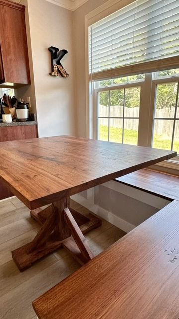 Diy Kitchen Nook Bench, Bench Table Kitchen, Diy Kitchen Nook, Table Nook, Kitchen Nook Bench, Nook Bench, Diy Mudroom, Core Memories, Diy Mudroom Bench