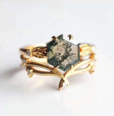 Nesting Wedding Band, Agate Wedding Ring, Agate Wedding, Moss Agate Engagement Ring, Twig Ring, Cute Engagement Rings, Agate Engagement Ring, Moss Agate Ring, Green Rings