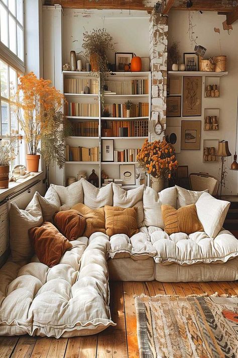 Discover inspiring cozy and luxurious bedroom ideas tailored for teen girls. From stylish decor tips to practical design solutions. Cosy Rustic Living Room, Living Room Autumn Colors, Cozy Autumn Vibes, Autumnal Living Room, Warm Living Room Aesthetic, Living Room Aesthetic Cozy, Cozy Condo, Retro Apartment, Cozy Fall Vibes