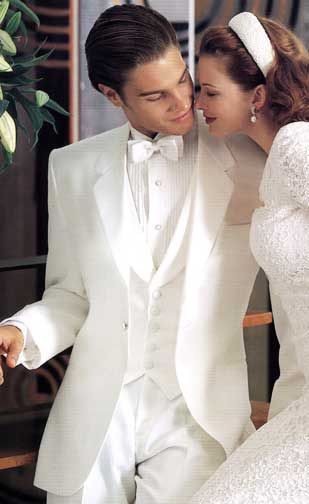 Groom Suit White, White Tuxedo Wedding, White Wedding Suit, Groom And Groomsmen Suits, White Tux, Wedding Tux, Dressed In White, All White Wedding, Wedding Suits Groom