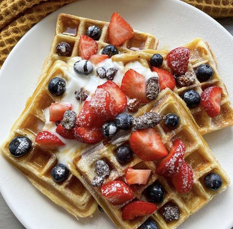 Waffle Recipe No Butter, Small Batch Waffle Recipe, Healthy Waffle Recipes, Waffle Recipe No Milk, One Waffle Recipe, Waffles Aesthetic, Healthy Waffle, Waffle Recipe Healthy, Usa Culture