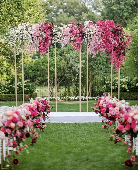 Pink Wedding Ceremony Flowers, Fuschia Wedding, Sakura Wedding, Mandir Decoration, Magenta Wedding, Flower Backdrop Wedding, Hot Pink Weddings, Aisle Flowers, Viva Magenta