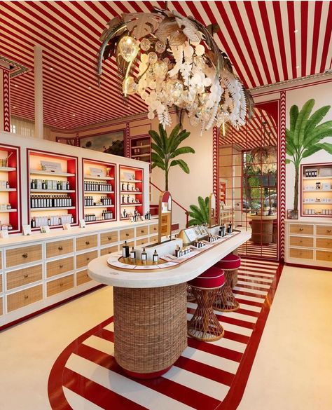 I’ve found the most beautiful store in London. @kamaayurveda on Westbourne Grove is the perfect haven to discover the remarkable efficacy of their Ayurvedic products. My personal hero’s would be the Kumkumadi Silky Serum for an instant healthy glow to your skin and their latest release of their new eye treatments. I personally love the Amarrupa Eye Cream. The texture is decadent and absorbs beautifully. It leaves you with a soft lifted and toned eye area. Use the Kansa wand to help massage aw... Golden Latte, Kansa Wand, Kama Ayurveda, Delicate Hands, Michel Ducaroy, Festive Tablescape, Color Forecasting, Asian Paints, Poltrona Frau