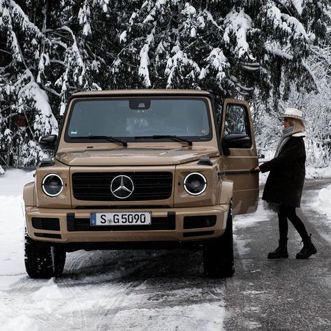 Gwagon Mercedes Aesthetic, Volkswagen Aesthetic, Aesthetic Lamborghini, Rolls Royce Aesthetic, Lamborghini Aesthetic, Range Rover Aesthetic, Rover Aesthetic, Gwagon Mercedes, Velar Range Rover