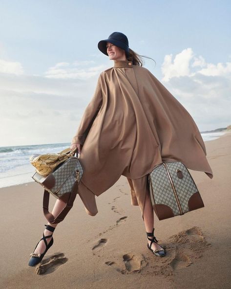 Esther Heesch fashion story images in Gucci Cruise 2023 by George Katsanakis for Harper's Bazaar Greece January. Gucci Super Mini, Gg Marmont Bag, Gucci Cruise, German Model, Cruise 2023, Cruise Collection, Gucci Fashion, Harper’s Bazaar, 2023 Collection