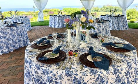 For this garden party style wedding, the couple chose our custom blue and white French toile linens for the guest tables. Beautiful! Blue Toile Wedding, Heart Wedding Decor, Toile Wedding, Wedding Rentals Decor, Garden Party Decorations, French Toile, Blue Toile, White French, Sweetheart Table