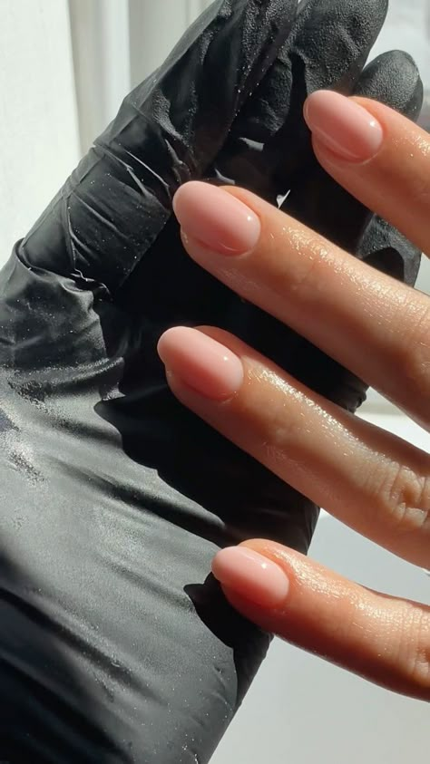 Shirt Natural Nails, Round Nail Extensions, Manicured Nails Natural, Short Round Nude Nails, Round Natural Nails, Natural Nails Real, Nude Natural Nails, Short Pink Nails, Summery Nails