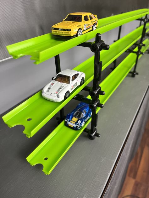 TrackJack is a very fun and easy way to make some crazy Hot Wheels tracks. How To Store Hot Wheels Tracks, Hot Wheels Track Ideas, Hot Wheels Tracks, Hot Wheels Wall Tracks, Hot Wheels Track, Boys Playroom, Race Tracks, Lego Creative, Boy Car