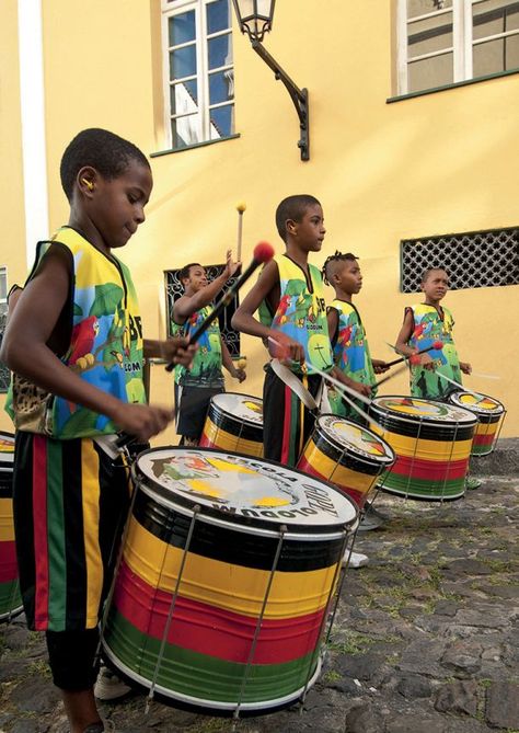 SALVADOR DA BAHIA BAHIA, BRAZIL In the days leading up to Carnival, which starts tomorrow, young Olodum drummers walk the streets of Salvador da Bahia practicing their rhythms. The northern city of Salvador has the largest Carnival celebration in the world, and is known for its African influence. Brazil Carnival Aesthetic, Carnival Brazil, Carnaval Salvador, Brazil People, Brazil Music, Salvador Brazil, Carnival Celebration, Brazil Culture, Living In Brazil