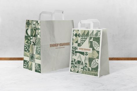 Igor Hrupin on Behance Natural Beauty Products Packaging, Travel Doodles, Restaurant Identity, Mailer Design, Paper Bag Design, Collateral Design, Craft Packaging, Non Woven Bags, Restaurant Branding