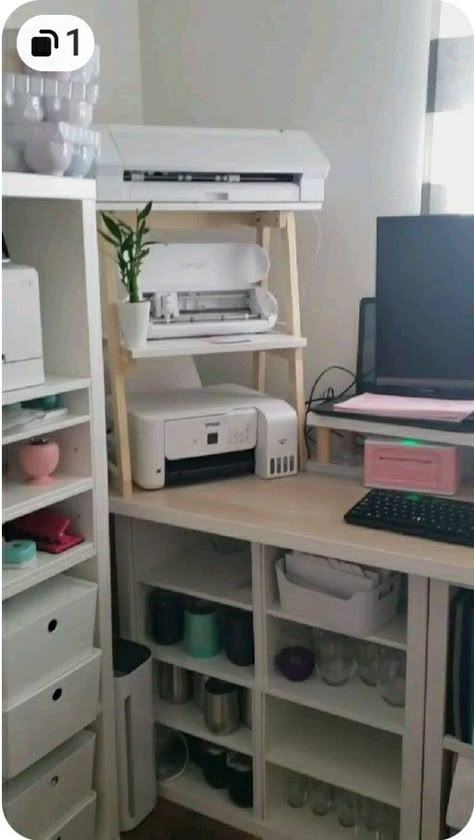 Office Craft Room Combo, Women Home Office, Aesthetic Home Office, Home Office Aesthetic, Office Ideas For Women, Home Office Ideas For Women, Sewing Room Inspiration, Room Organisation, Office Aesthetic