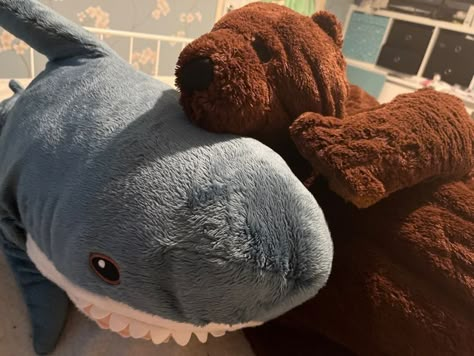 Djungleskog Icon, Djungelskog Aesthetic, Djungelskog Bear, Ikea Plushies, Cute Shark, Best Bud, Birthday Wishlist, Cute Stuffed Animals, Oui Oui