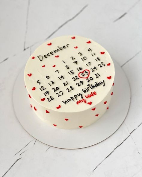 Anniversary Cake Homemade, Birthday Cake For Girlfriend Love, Homemade Birthday Cake For Boyfriend, Cake Design For Boyfriend, Cake Designs For Husband Birthday, Cake Designs For Boyfriend, Cakes For Boyfriend Birthday, Mini Cakes For Boyfriend, Love Anniversary Cake