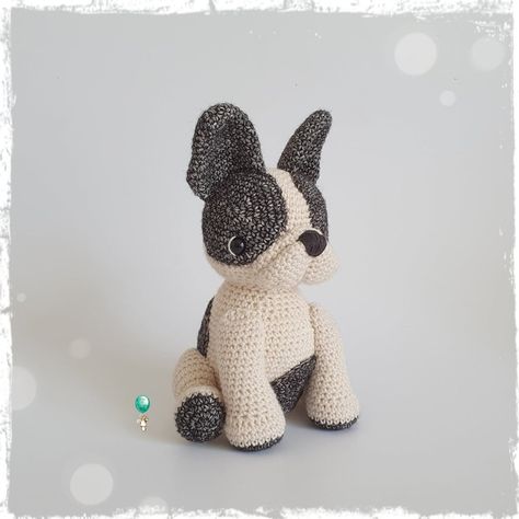 Crochet A French Bulldog Amigurumi … Who’s A Cute Frenchie? Who’s A Cute Frenchie? | KnitHacker French Bulldog Amigurumi, Toy French Bulldog, Mini French Bulldogs, Crochet Dog Patterns, Bulldog Francese, Crochet Hack, Cute French Bulldog, Crochet Animal Patterns, Crochet Dog