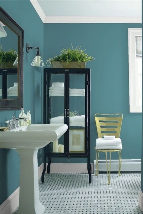 baltic Bathroom Paint Colors Blue, Blue Bathroom Paint, Best Bathroom Paint Colors, Bathroom Wall Colors, Small Bathroom Paint, Prompts Ideas, Small Bathroom Colors, Color Combinations Paint, Contemporary Tile