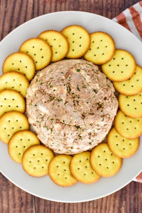 This classic tuna pâté recipe is easy to make and full of omega-3 #tunasalad #appetizer Tuna Balls Recipe, Tuna Pate, Tuna Appetizer, Best Dip Recipes, Pate Recipes, Celery Sticks, Chicken Liver Pate, Game Day Appetizers, Cheese Ball Recipes