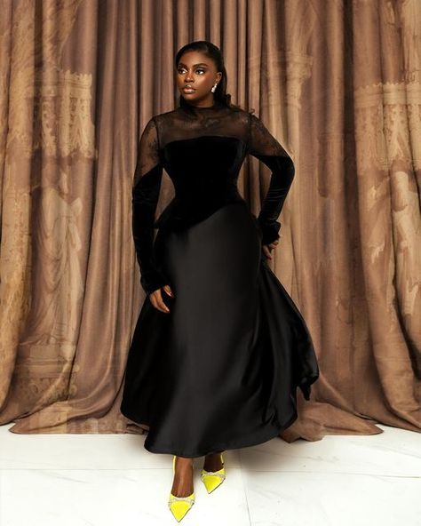 Prudent🦋 on Instagram: "A black Queen   Dress @the_prudentgabrielrtw  Photographer @jeremievisuals" Black Queen Dress, Baddie Black, Classy Gowns, Simple Gowns, Black Church, Church Fashion, Nigerian Styles, Queen Dress, Classy Dress Outfits