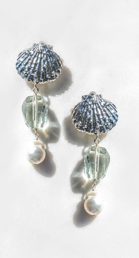 Introducing our exquisite handmade Silver Shell Earrings Green Amethyst Baroque Pearl. Choose your preferred metal color silver or gold and we will handmake a custom make a pair for you. Sea Shells Jewelry, Shells Jewelry, Green Amethyst Earrings, Girlfriend Style, Army Girlfriend, Polymer Earrings, Earrings Inspiration, Funky Jewelry, Jewelry Lookbook