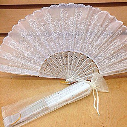 Hand Bags Ideas, Fans Wedding, Fan Wedding Favors, Fan Favors, Fabric Folding, Vintage Wedding Favors, Hand Fans For Wedding, Bags For Ladies, Elegant Wedding Favors