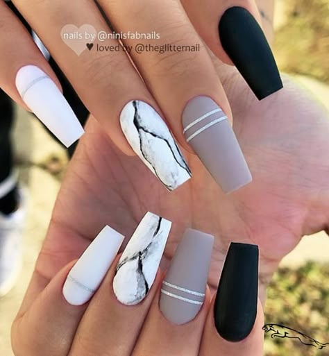 Matte White Nails, Marble Acrylic Nails, Ombre Acrylic, Coffin Nails Matte, Nails Ombre, Acrylic Design, Matte Nails Design, White Acrylic Nails, White Nail Designs