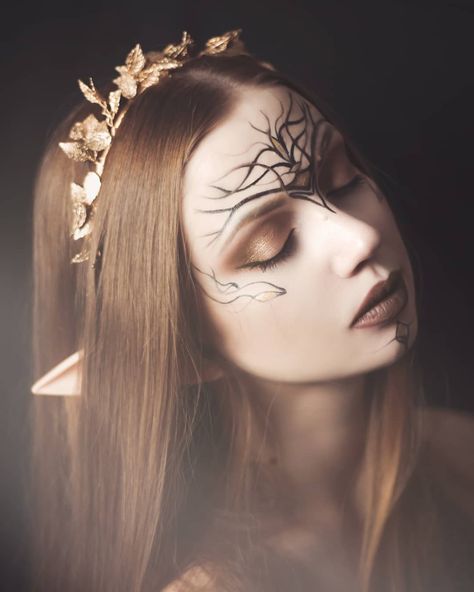 Libra Costume, Elvish Makeup, Wood Elf Costume, Elven Makeup, Creature Makeup, Fairy Halloween Makeup, Morrigan Dragon Age, Fae Ball, Ren Faire Costumes