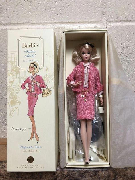 Chanel Barbie, Barbie Art, Barbie Collector Dolls, Barbie Fashionista Dolls, Barbie Dress Fashion, Mattel Dolls, Barbie Vintage, Barbie Fashionista, Beautiful Barbie Dolls