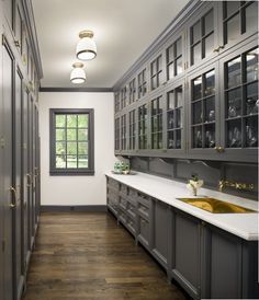 Munger Interiors - K Butler Pantries, Beautiful Pantry, Kitchen Butlers Pantry, Trendy Kitchen Backsplash, Kitchen Dark, Серая Кухня, Butler’s Pantry, Gray Cabinets, Kitchen Pantry Design