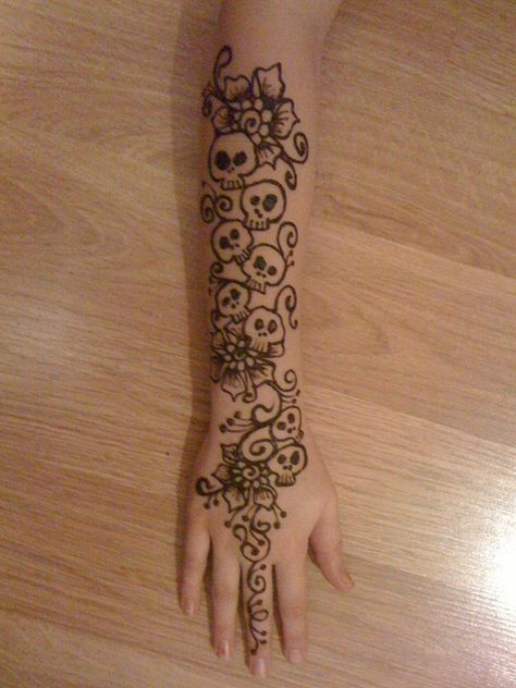 Henna Words Designs, Creepy Henna Designs, Spooky Henna Designs, Pagan Henna Designs, Gothic Henna Designs, Goth Henna Designs, Halloween Henna Design, Goth Henna, Gothic Henna