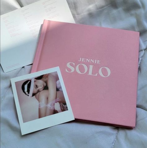 jennie solo album aesthetic Kpop Jennie, Aesthetic Jennie, Jennie Solo, Jennie Aesthetic, Picture Pink, Album Aesthetic, Pop Albums, Solo Album, Just You And Me