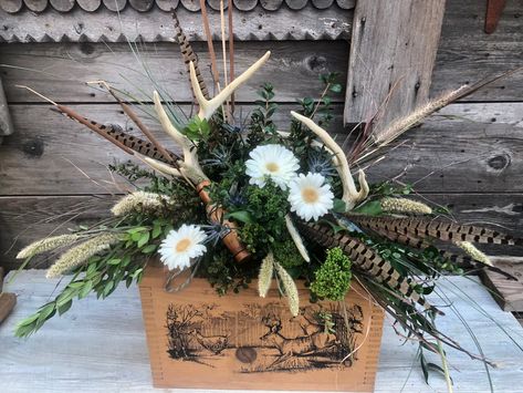 Hunter Wedding Decorations, Centerpieces With Antlers, Antler Arrangements, Deer Antler Centerpieces Rustic, Antler Centerpiece Dining Table, Pheasant Feather Centerpieces Wedding, Masculine Floral Arrangements, Wild Game Dinner Decorations, Deer Antler Flower Arrangements