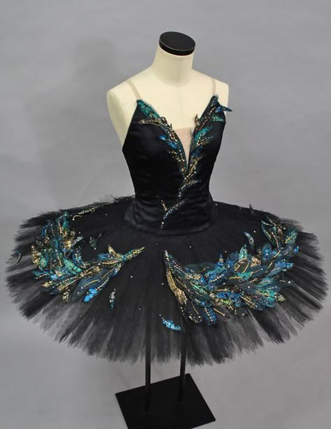 Ballet Outfit Performance, Swan Lake Odile, Black Ballet Dress, Ballet Attire, Ballet Outfits, Ballet Costumes Tutus, Lake Outfit, Pancake Tutu, Ballet Performance