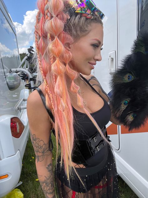 Festival Hair With Color Extensions, Rave Pigtails, Festival Braids With Color Extensions, Edc Hair, Festival Hair Braids, Festival Braid, High Pigtails, Rave Braids, Bridesmaid Hair Flowers