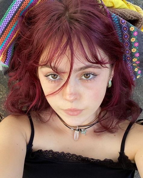 @robinquickk Red Hair Inspo, Hair Color Streaks, Dye Hair, Burgundy Hair, Dye My Hair, Hair Dye Colors, Hair Inspiration Color, Cut My Hair, Hair Stuff