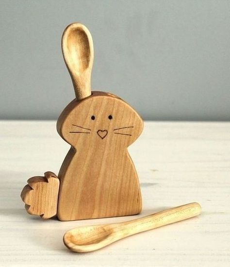 Facebook Advanced Woodworking Plans, Carpentry And Joinery, Packing Hacks Clothes, Toy Sculpture, Diy Wooden Projects, Baby Spoon, Ideas Hogar, Spoon Holder, Diy Sofa