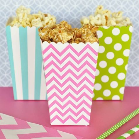 Set of 12 Popcorn and Treats Boxes, perfect for any occasion. We love these retro popcorn boxes! Perfect for any occasion, whether to add a little something to your home movie nights, a birthday party or wedding, these are sure to be a hit. These fun popcorn boxes are not only available in the retro classic red and white striped popcorn boxes, we have 5 different colours: Yellow, Blue, Green, Pink or Red; and 3 different patterns: Stripes, Dots or Chevron to make sure you have the style to match your occasion. and they're not just for popcorn, fill them with all kinds of treats like pretzels, sweets and goodies! Please note: Boxes arrive flat. Some assembly required.High quality card.Size of Boxes: 2" x 4.5" x 3" Personalized Popcorn Bags, Surprise Boyfriend Gifts, Candy Bar Wedding Favors, Gold Candy Buffet, Popcorn Baby Shower Favors, Custom Popcorn Boxes, Birthday Popcorn, Baby Shower Popcorn, Popcorn Wedding Favors