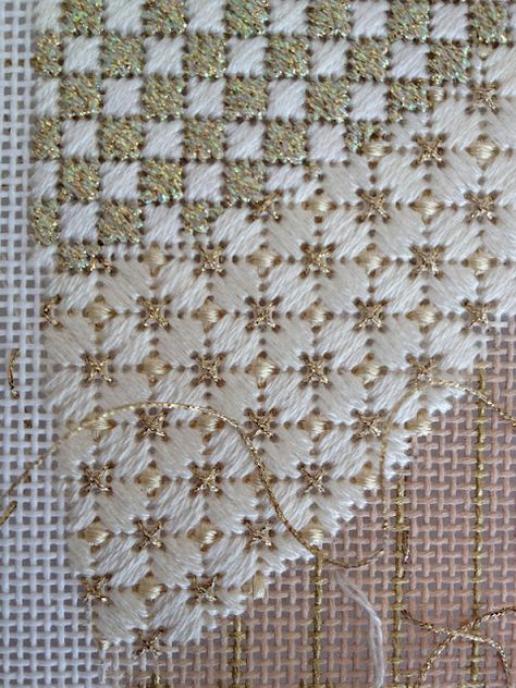 Bargello Patterns, Bargello Needlepoint, Plastic Canvas Stitches, Needlepoint Stitch, Hardanger Embroidery, Needlepoint Stitches, Needlepoint Designs, Needlepoint Patterns, Plastic Canvas Crafts