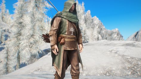 Lotr Dunedain Ranger, Rangers Of Ithilien, Dunedain Rangers, Ithilien Ranger, Ranger Cloak, Ranger Armor, Skyrim Special Edition Mods, Skyrim Mods, Female Armor