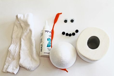 How to Craft a Quick and Easy Tabletop Snowman - FeltMagnet Sock Snowman Craft, 4h Projects, Sock Snowman, Snowman Craft, Edible Crafts, Hat Tutorial, Diy Snowman, How To Craft, Christmas Headband