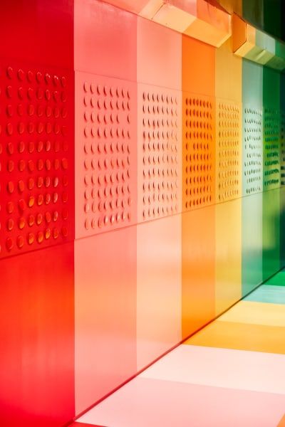 Jordan Ferney Rainbow Interior, Color Factory, Pop Art Colors, Display Design, Pop Up Store, Booth Design, Visual Merchandising, Retail Design, Color Theory