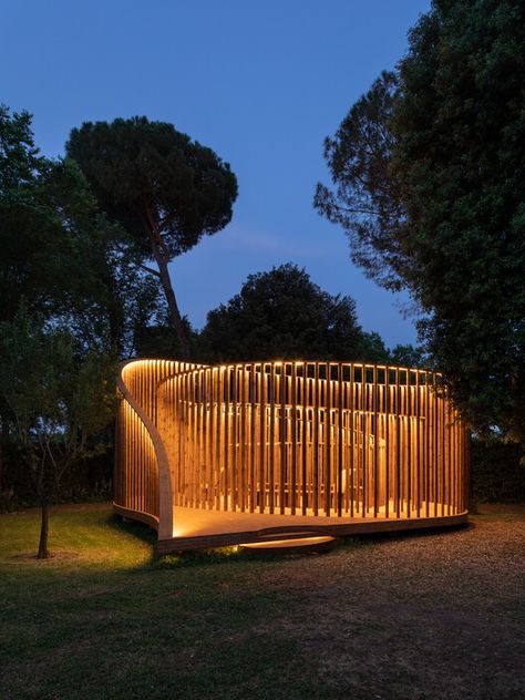 Pavilion photography | ArchDaily Garden Pavillion, Architectural Lighting Design, Pavilion Architecture, Landscape Structure, Pavilion Design, Outdoor Pavilion, Garden Pavilion, Temporary Structures, Landscape Elements