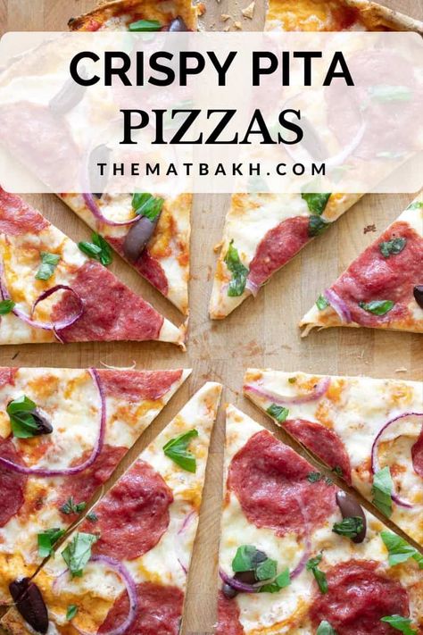 Bust out a delicious and customizable weeknight pita pizza within minutes with this super simple crispy pita bread pizza recipe. Pita Bread Pizza, Bread Pizza Recipe, Pita Pizza, Pita Pizzas, Crispy Pizza, Beginner Recipes, Easy Recipes For Beginners, Dinner On A Budget, Bread Pizza