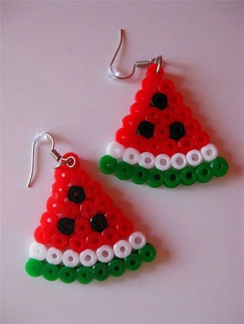 Mini Hama Beads, Watermelon Earrings, Melt Beads Patterns, Hamma Beads Ideas, Easy Perler Bead Patterns, Melty Bead Patterns, Pearl Beads Pattern, Easy Perler Beads Ideas, Fuse Bead Patterns