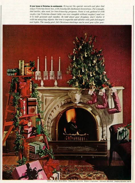 Vintage Christmas Party Decorations, Vintage Christmas Fashion, 60s Style Home Decor, 70s Christmas Party, 60s Christmas Decorations, 1960 Christmas Decorations, 60s Christmas Aesthetic, Christmas Fireplace Backdrop 1960, Christmas Party Decor Ideas