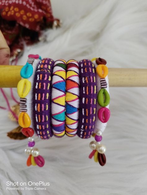 Navratri Bengals Design, Clay Bangles Handmade, Navratri Bangles Handmade, Fabric Bangles Handmade, Bangles Craft, Batik Jewelry, Silk Thread Earrings Designs, Fabric Bangles, Silk Thread Bangles Design