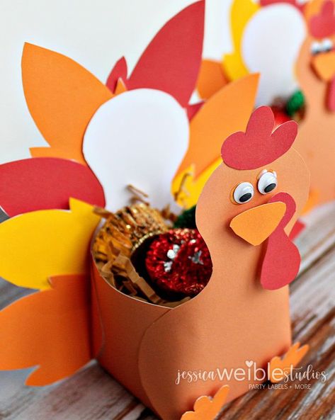 Cornucopia Candy Favors, Paper Turkey Hat, Turkey Favors For The Table, Turkey Party Favors, Diy Turkey Centerpiece, Thanksgiving Diy Gifts, Turkey Crafts For Adults, November Crafts For Kids, Thanksgiving Candy Crafts