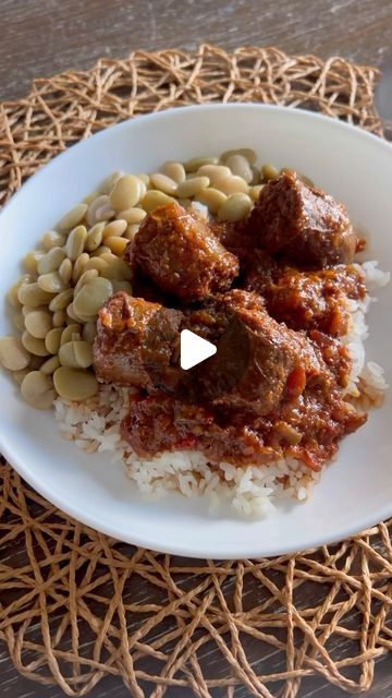 britscookin’ on Instagram: "Tomato Gravy! #lousiana #cajun #creole #recipe" Appalachian Food, Cajun Food, Tomato Gravy, Healthy Bites, Cajun Recipes, Hearty Meals, Soul Food, Gravy, Meatballs