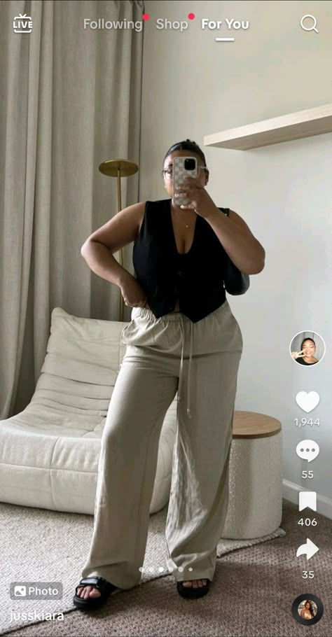 Plus Linen Pants Outfit, Curvy Smart Casual Outfit, Almond Mom Aesthetic Outfit, Fat Outfits, Cassie Outfits, Curvy Mom Outfits, Midsize Summer Outfit, Chubby Style, Curvy Casual Outfits